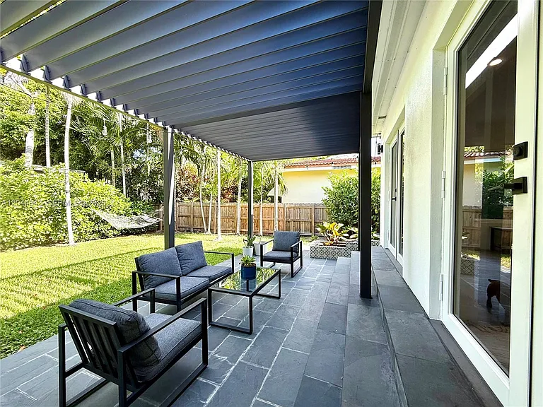 9008 Emerson Ave — Photo 33