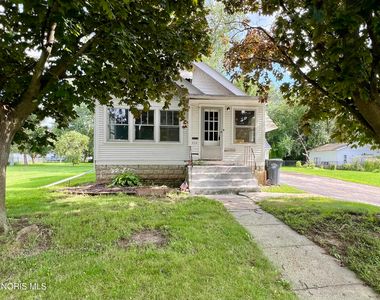 111 S Masters Ct, Maumee, OH, 43537