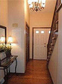 4th image of 4104 Briarwood Dr