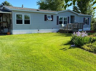 10235 W Parmalee Rd, Middleville, MI 49333