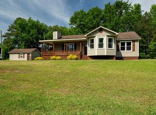 3990 Black Hawk Dr, Bessemer, AL 35022