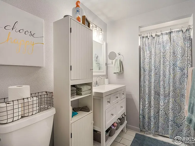 1112 Kirkwood Dr #1 — Photo 9