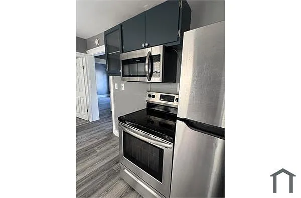 Building Photo - 16 Vine St #1