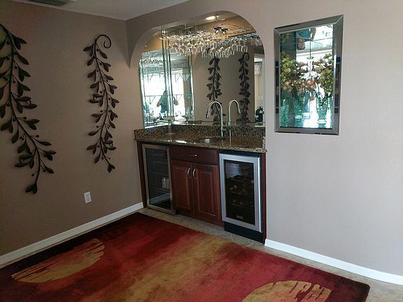 Granite bar bev & wine frig