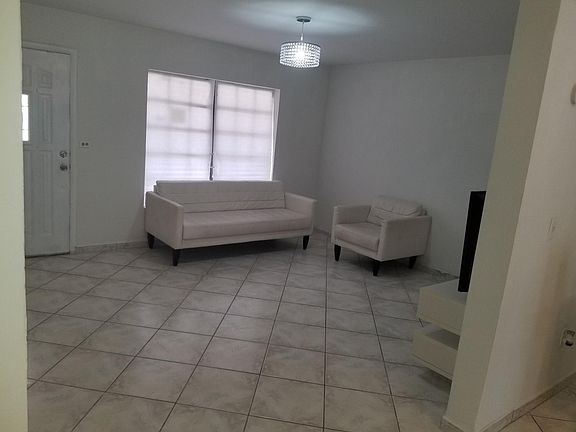 3rd image of 17925 NW 48th Ct #3056082693
