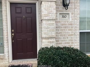310 Fraternity Row, College Station, TX 77845