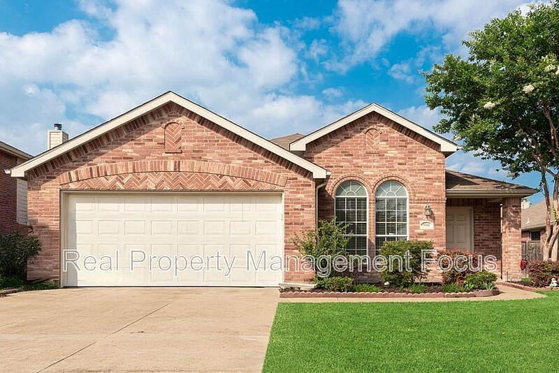 1st image of 1004 Trickham Dr