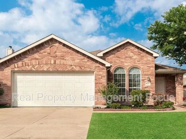 1004 Trickham Dr, Forney, TX 75126