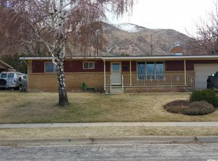 952 Simoron Dr, Ogden, UT 84404