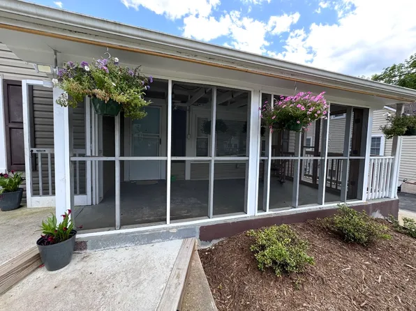 150 Lincoln Ave, Marion, NC 28752