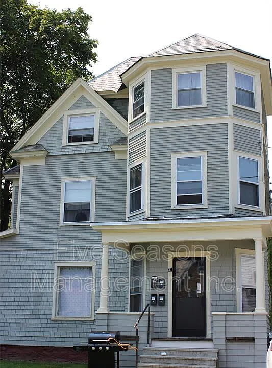 31 Hungerford Ter #1