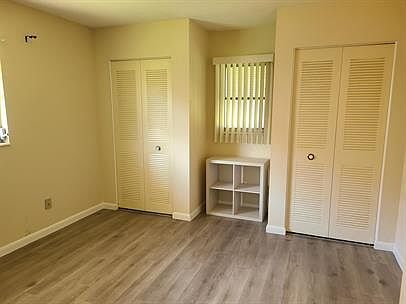 2nd image of 279 Rosewood Ct #0