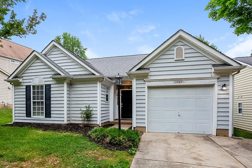 3 bed, 2.0 bath, 1256 sqft, $1,775 — Photo 1