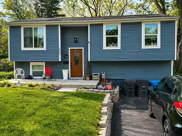 4259 Wickford Point Dr, Toledo, OH 43607