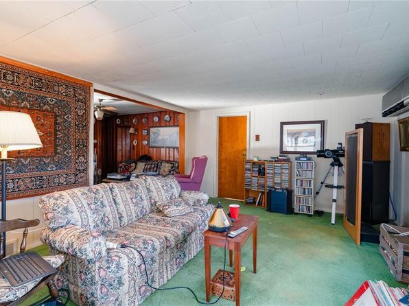 802 Forest Glen Road, Monroe, NY 10950