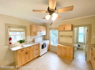 28 Walnut St, Greenfield, MA 01301