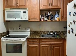 9101 Sunrise Lakes Blvd APT 103, Sunrise, FL 33322