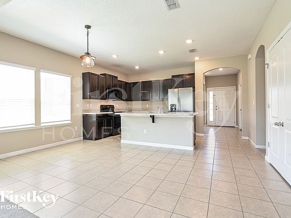 5th image of 10951 Haws Ln