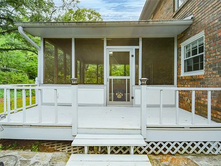 435 Stonebridge Dr — Photo 38