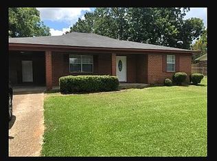 230 Mobile St, Louisville, MS 39339