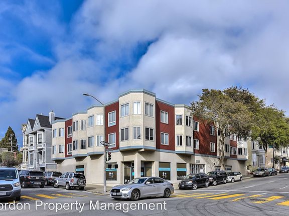 3rd image of 2396 Pine St APT 206
