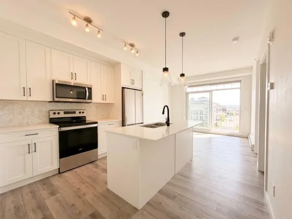 400 Auburn Meadows Cmn SE #406, Calgary, AB T3M 3K7