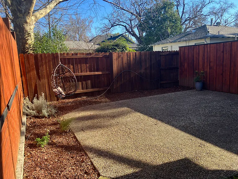 280 E 4th Ave #ADU — Photo 6