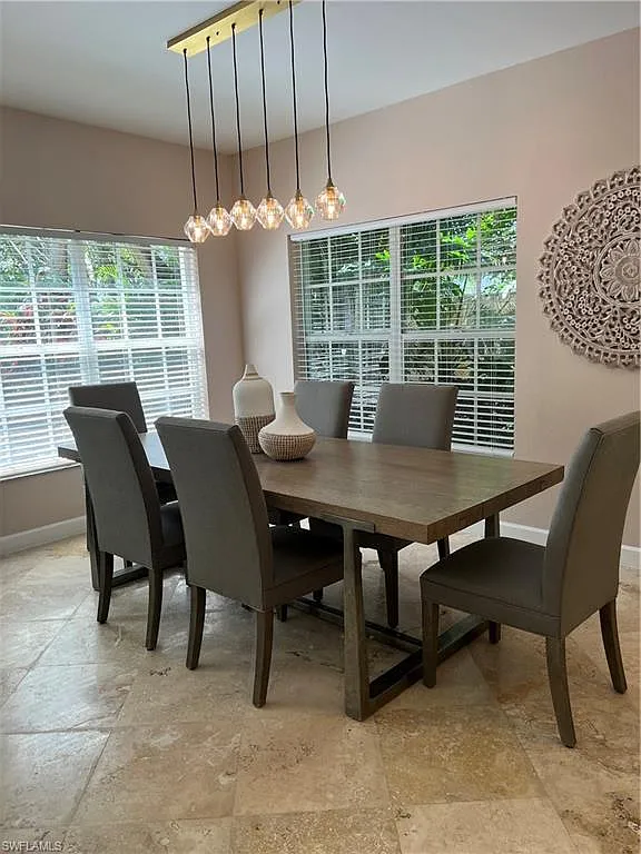 3 bed, 2.0 bath, 1986 sqft, $10,000 — Photo 4