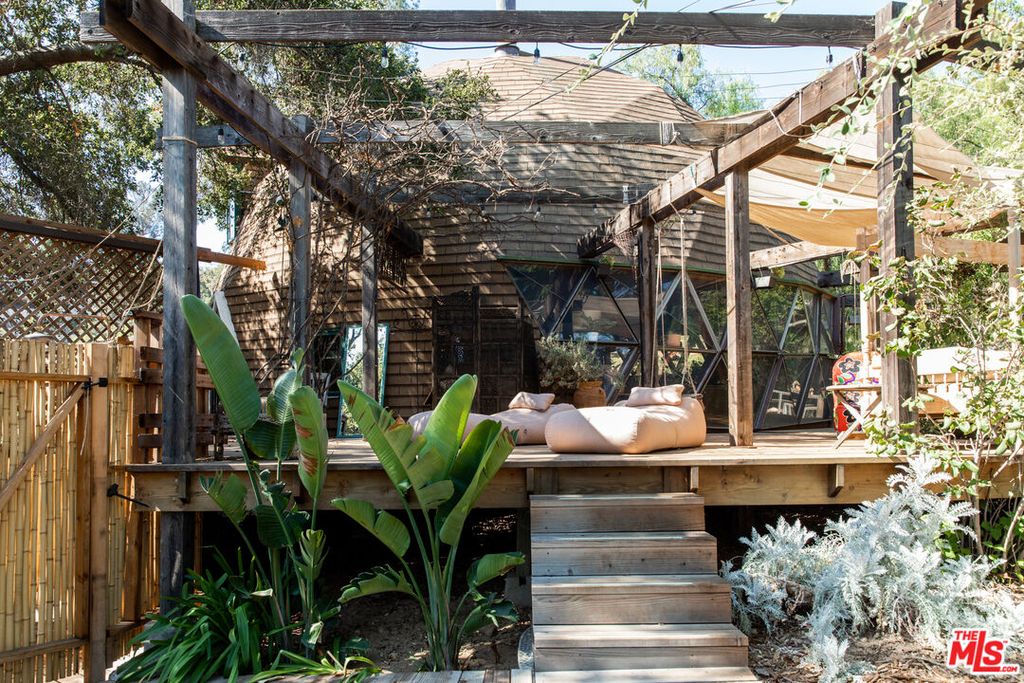 20269 Croydon Ln, Topanga, CA - More