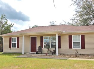 133 W Larkspur Ave, Defuniak Springs, FL 32433