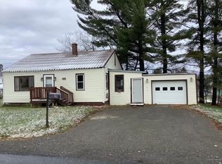20 School Ave, Limestone, ME 04750