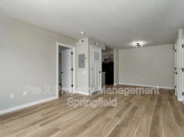 2213 E Macs Ct Unit 13, Springfield, MO 65804