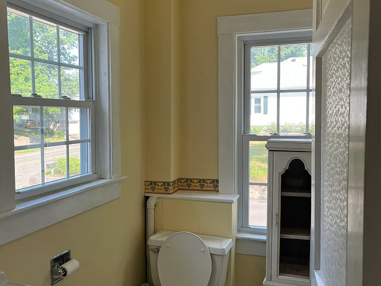 70 Sumner St #1 — Photo 11