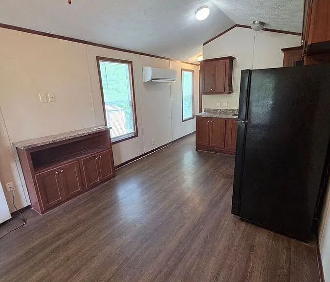30947 Cliff St #EXCELSIOR ESTATES — Photo 4