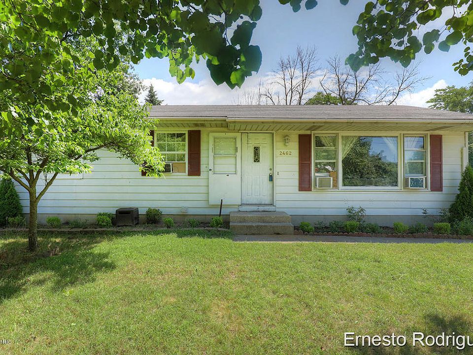 1st image of 2462 Brookdale Dr