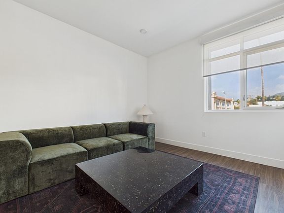 5th image of 6630 W Sunset Blvd #4503549