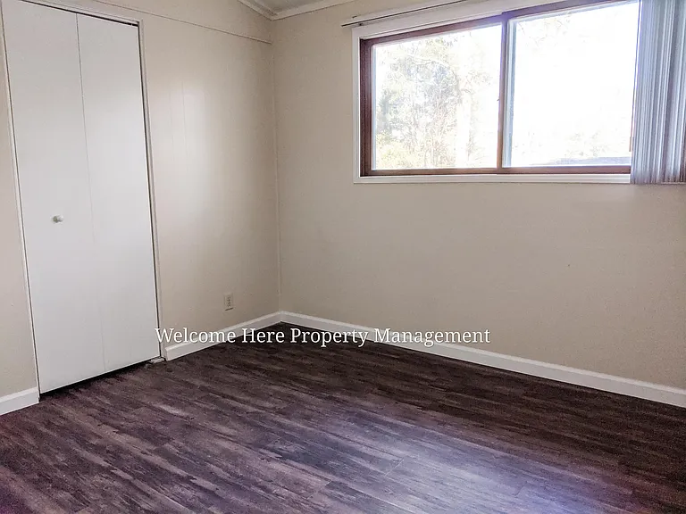 1565 Coombs Dr #1 — Photo 22