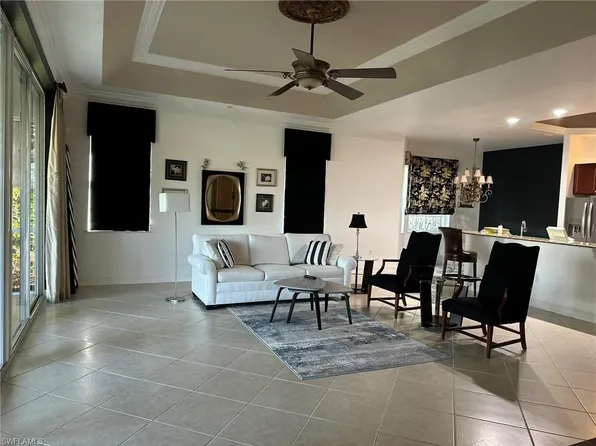 (undisclosed Address), NAPLES, FL 34109