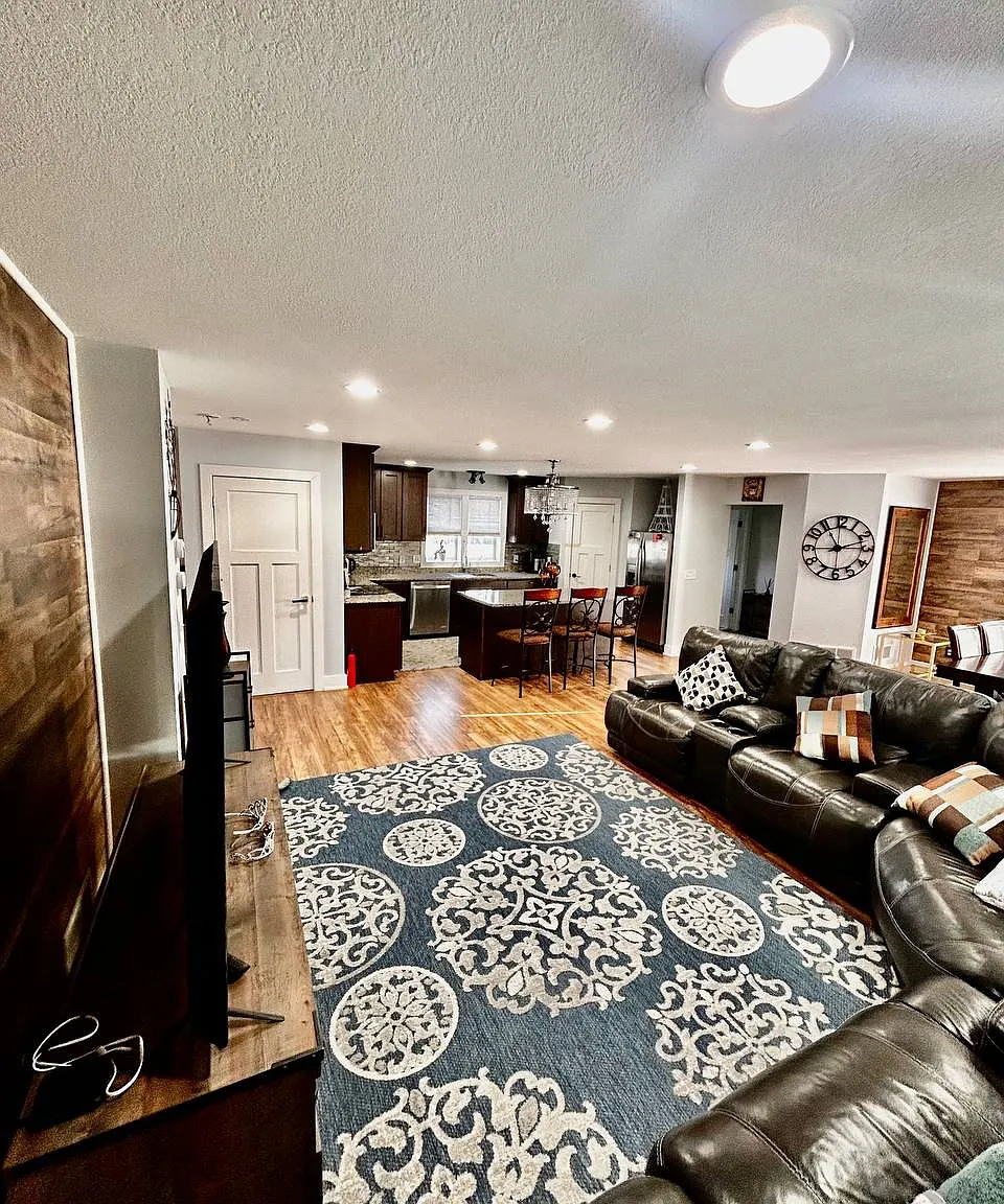 8119 Wentworth Ave S — Photo 1