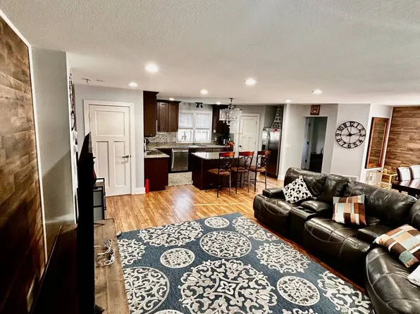 8119 Wentworth Ave S, Bloomington, MN 55420