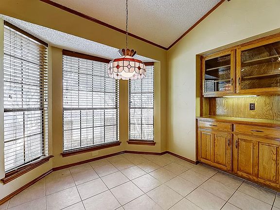 5th image of 4905 Berkeley Ct
