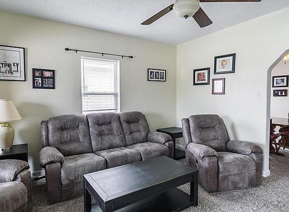 5th image of 3628 Hoffmeister Ave