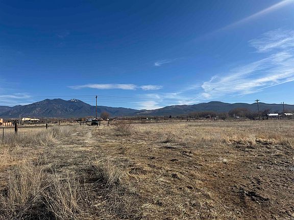 2nd image of Callejon Rd