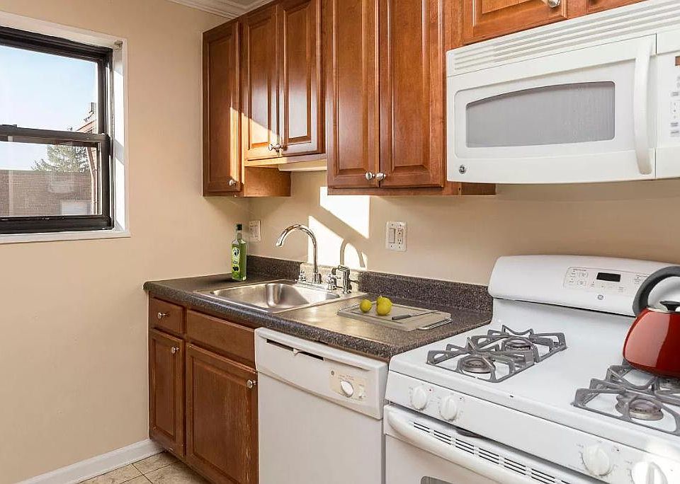 Aldon of Chevy Chase 4740 Bradley Blvd Chevy Chase, MD Zillow