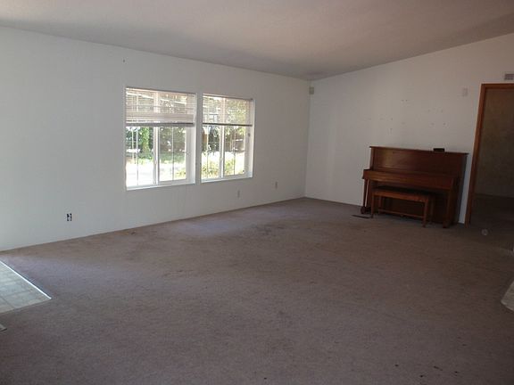 5th image of 1810 193rd Avenue Kp S