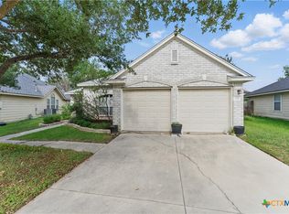 320 Meadow Park, New Braunfels, TX 78130
