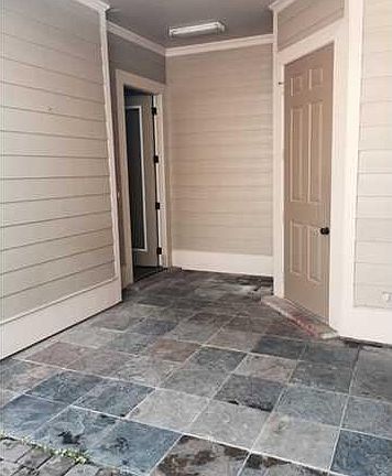 2nd image of 127 Coconut Grove Cir