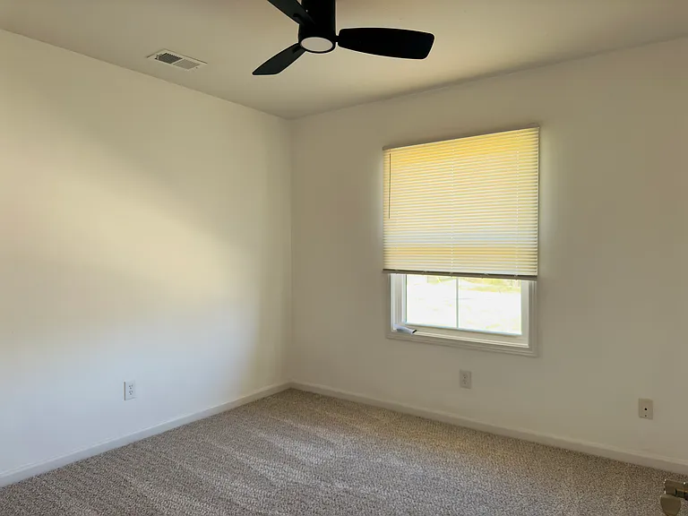104 Brumley Ave NE #1 — Photo 6