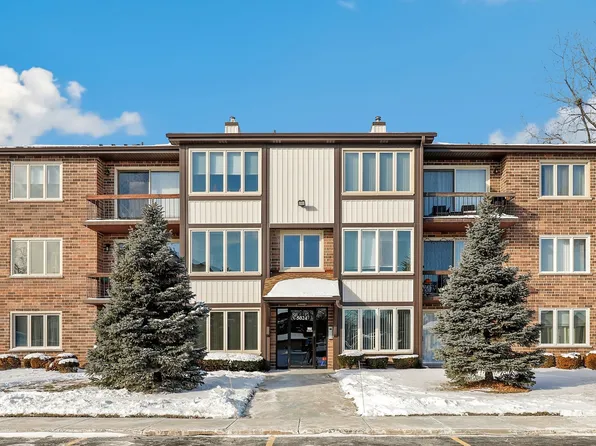 5024 Circle Ct APT 1010, Crestwood, IL 60418