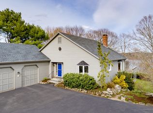 6 Pleasant St, Newcastle, ME 04553